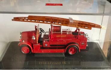 игрушечные модели машин: Феррари -машина в гараж на столе! Подарите себе праздник!!! На — 24