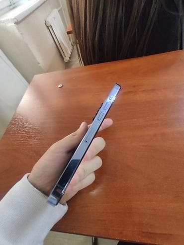 Poco: IPhone 13 Pro, Б/у, 128 ГБ, Sierra Blue, Зарядное устройство, Защитное стекло, Чехол, 72 % — 5