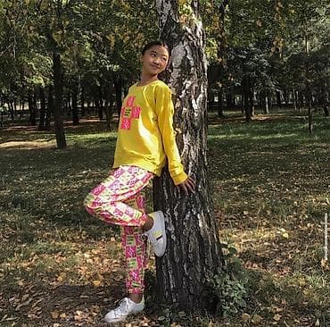 футбольный формы: Продаю двойки( спортивные костюмы) новые. Производство Турция. Новые — 1