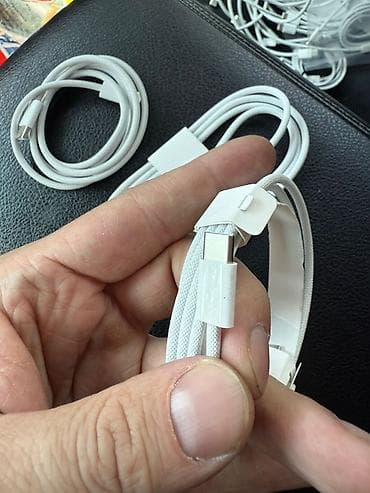 Оригинальные кабеля APPLE 2.000 шт. Кабель USB‑C ⇄ USB‑C (белый, в