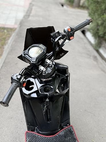 нужно: Тип скутера 150 куб. см, Бензин, Б/у — 4