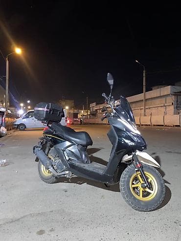 cvt: Скутер KINYE (модель с высоким ветровиком) - Кузов: черный с белым — 3