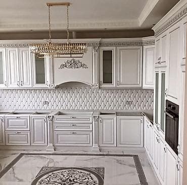 Классические кухонные гарнитуры с резным декором - Стиль