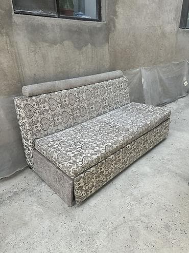 для дивана: Компактный диван-кровать с выкатным механизмом. - Тип: прямой — 2