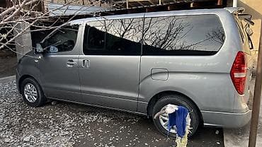 старекс грузовой: Hyundai H-1: 2019 г., 2.5 л, Автомат, Дизель, Минивэн — 3