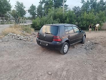 Volkswagen Golf: 2001 г., 1.6 л, Механика, Бензин, Хэтчбэк — 2