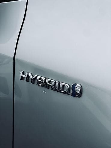 levin: Toyota Levin: 2020 г., 1.8 л, Автомат, Гибрид, Седан — 7