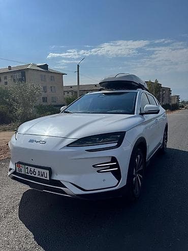 tesla model: BYD Song Plus: 2023 г., Вариатор, Электромобиль, Кроссовер — 1