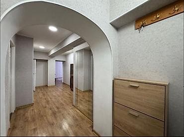 8: 3 комнаты, 67 м², 8 мкр Индивидуалка, 2 этаж, Свежий ремонт — 8