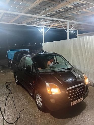 Hyundai Starex: 2006 г., 2.5 л, Автомат, Дизель, Минивэн