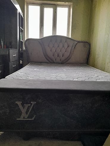 Ширмы, перегородки: Спальный гарнитур, Двуспальная кровать, цвет - Серый — 1