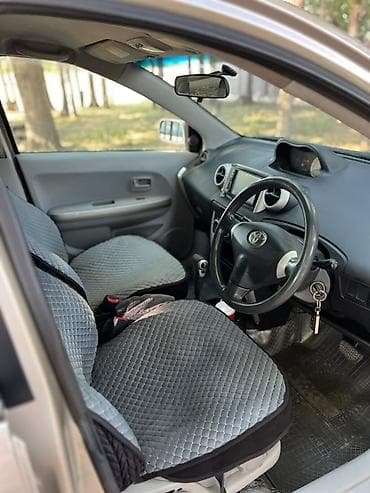 тойота ист салон: Toyota Ist: 2002 г., 1.3 л, Автомат, Бензин, Хэтчбэк — 5