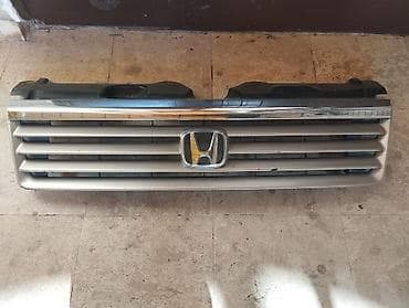 cl 7: Решетка радиатора Honda Оригинал — 1