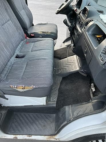 фургоны с едой подержанный: Mercedes-Benz Спринтер: 2002 г., Дизель — 5