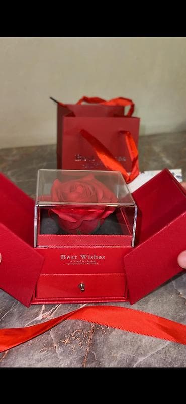 Подарочный бокс «Best Wishes»: Вечная роза и украшение 🌹✨ Идеальное