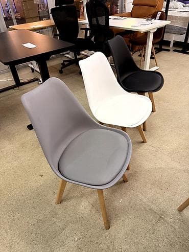куханый стул: Стул Eames 222 - Расцветки: серый, чёрный, белый и бежевый - Размер — 5