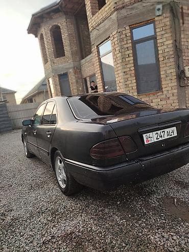 audi s2: Mercedes-Benz E-Class: 1998 г., 2.8 л, Механика, Седан — 4