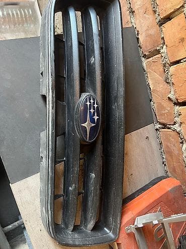 Решетка радиатора Subaru 2003 г., Б/у, Оригинал