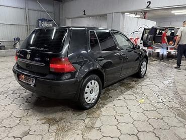 Продажа авто: Volkswagen Golf: 2003 г., 1.6 л, Механика, Бензин, Хэтчбэк — 9