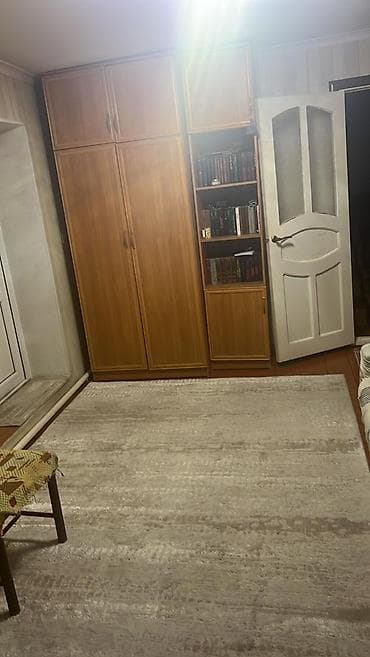 Үйлөрдү ижарага берүү: Сдаётся 2 этажный особняк. 5 комнат. Район Ак-Тилек. Услуги Агентсво — 3