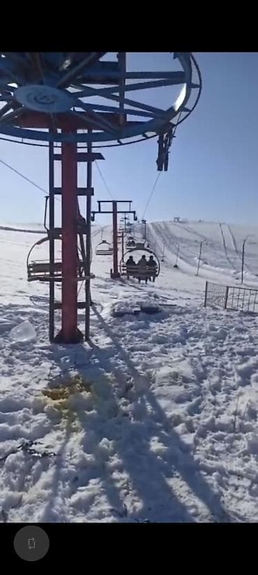Горнолыжный подъемник - Тип: двухместный кресельный подъемник с