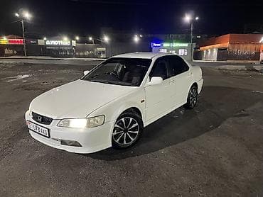 Honda Accord: 2002 г., 2 л, Автомат, Бензин, Седан