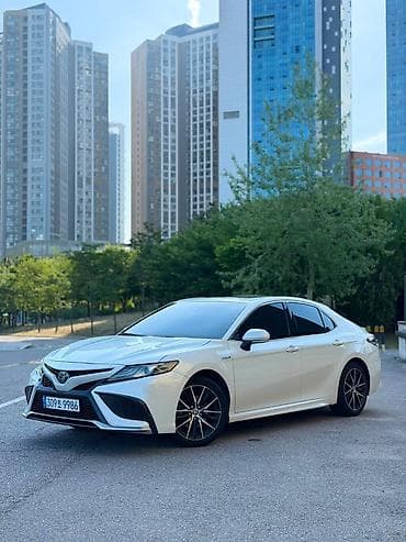 spark 2012: Toyota Camry: 2021 г., 2.5 л, Автомат, Гибрид, Седан — 1
