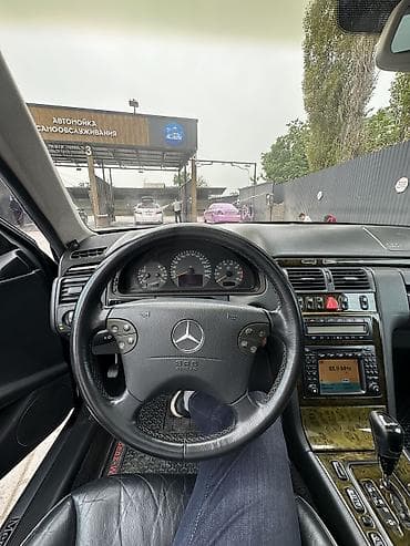 mazda 626 2000: Mercedes-Benz E-Class: 2000 г., 3.2 л, Автомат, Газ, Седан — 5
