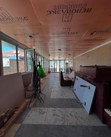 red centr: Кафе + готовый бизнес 350 м² (+ дом 200 м²) Локация: район ТРЦ — 9