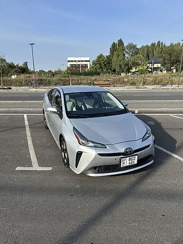 camry 2017: Toyota Prius: 2018 г., Гибрид, Лифтбек — 9