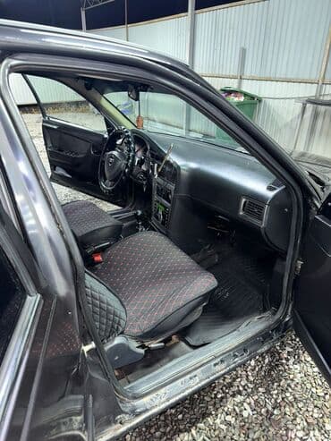 тико машине: Daewoo Nexia: 2010 г., 1.5 л, Механика, Бензин, Седан — 4