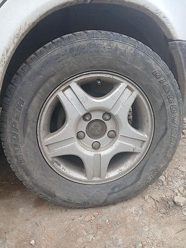 16 lt: Колеса в сборе 225 / 70 / R 16, Всесезонная, Внедорожные (АТ/МТ), Литые, отверстий - 5 — 1