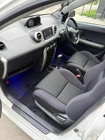 tayota progres: Toyota Ist: 2003 г., 1.3 л, Автомат, Бензин, Хэтчбэк — 6