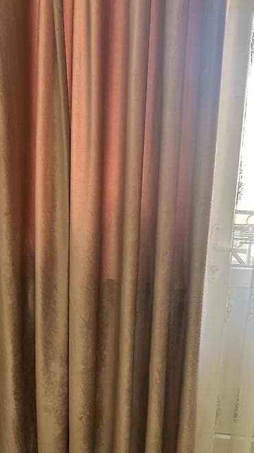 велюровый плед: Плотные портьеры из мягкой бархатистой ткани. - Тип: классические — 1