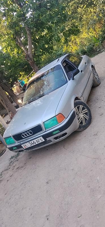 вмв тройка: Audi 80: 1993 г., 2 л, Механика, Бензин, Седан — 3