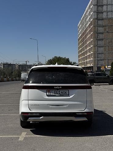 Kia Carnival: 2023 г., 2.2 л, Автомат, Дизель, Минивэн — 5