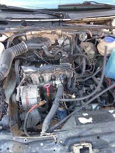 аварийная пассат: Volkswagen Passat: 1989 г., 1.8 л, Механика, Бензин, Универсал — 6