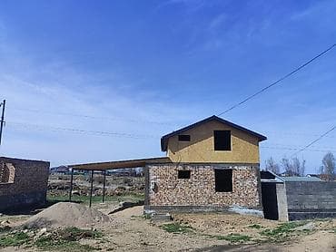 ижарага дом: Срочно продается дом, все коммуникации проведены. Район нефтяник — 1