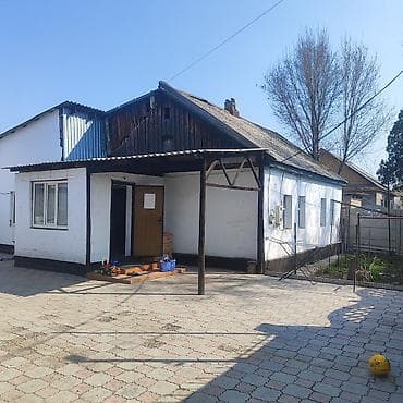 в туалет: Үй сатылат Кожомкул (Военно-Антоновка) айылы. 4 ком. жер үй (стена — 3