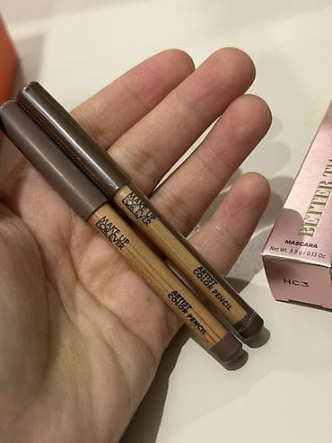 детская косметичка: Набор косметики и ароматного ухода: 1) Хайлайтер Charlotte Tilbury — 10