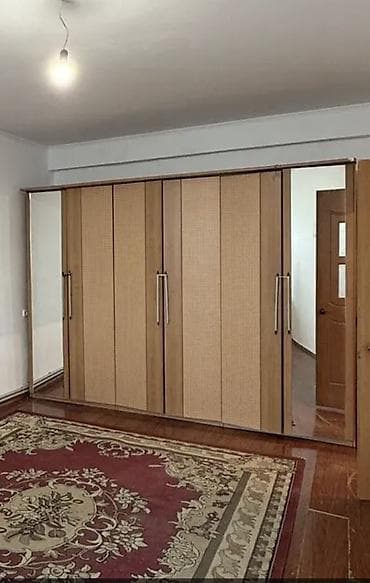 место для хранения вещей: 1000 шкаф б/у — 1