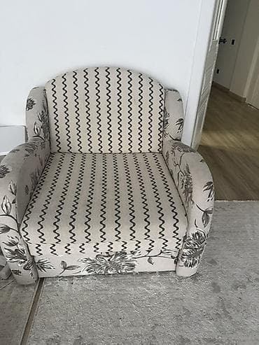 third edition solution: Кресло мягкое, широкое, с высоким округлым спинальным блоком и — 1