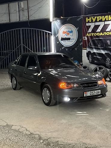 Daewoo Nexia: 2012 г., 1.6 л, Ручные, Бензин, Седан