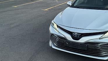 byd e5: Toyota Camry: 2018 г., 2.5 л, Вариатор, Гибрид, Седан — 3