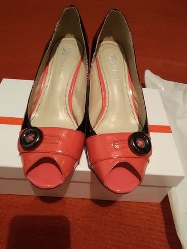фирменная обувь из италии: Кожаные лакированные туфли с открытым носиком. Каблук 5см. Фирма — 2