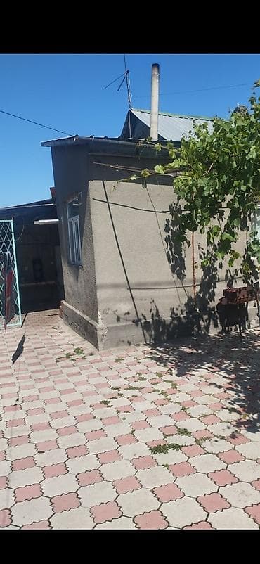 бишкек старый дом: 60 м², 3 комнаты — 3