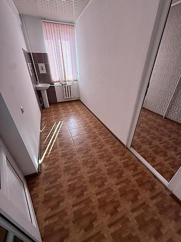 конферец зал: Офисные помещения с мебелью 70м2 РЕЗИДЕНЦИЯ 9 УЛИЦА, 1 ДОМ - — 4