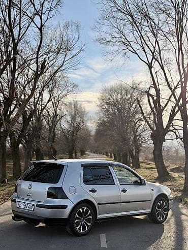 колонный: Volkswagen Golf: 2000 г., 1.6 л, Механика, Бензин, Хэтчбэк — 4