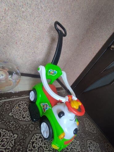 машины для малышей: Каталка-машинка для малышей с ручкой-толкателем - Яркая детская — 3