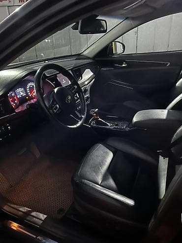 byd e9: Kia Cadenza: 2016 г., 2.4 л, Автомат, Бензин, Седан — 3